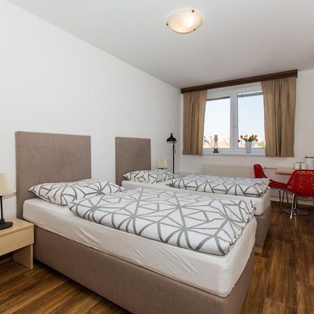 Penzion Hviezda Bratislava Esterno foto