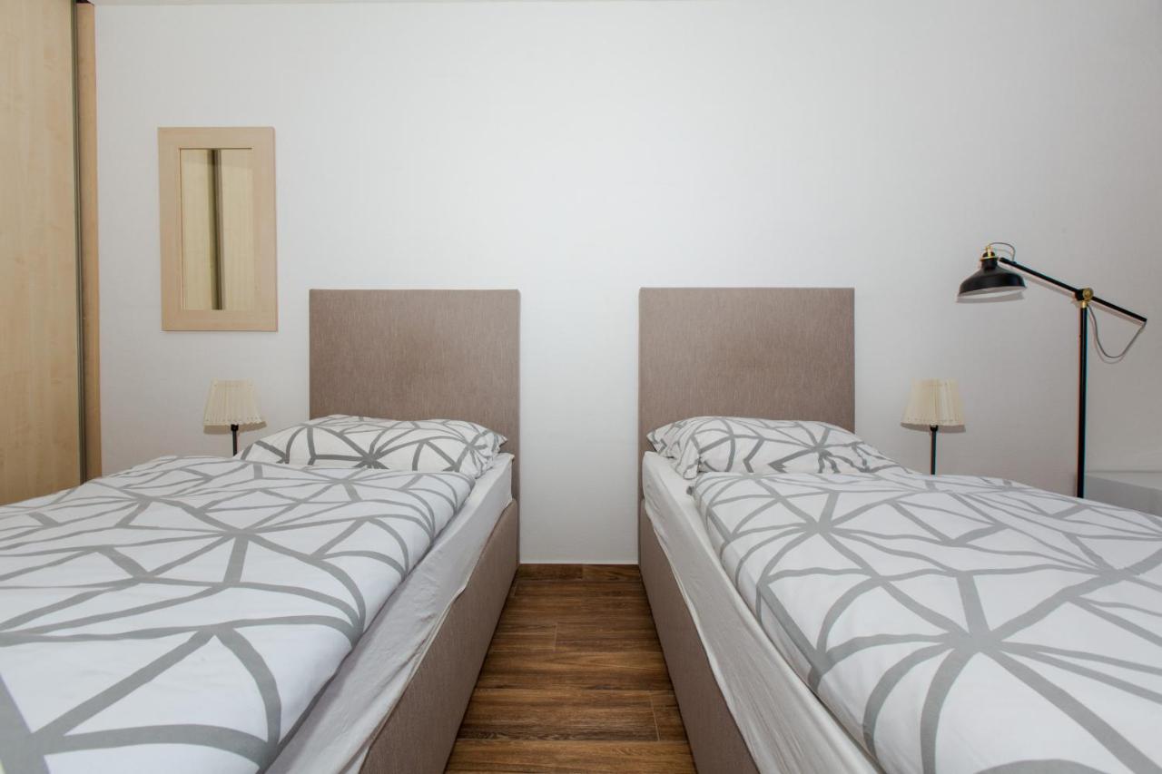 Penzion Hviezda Bratislava Esterno foto